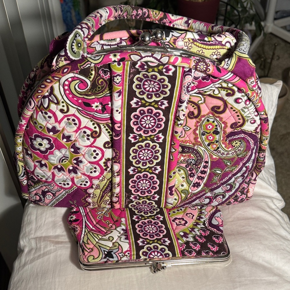 Vera Bradley Pink and Purple Paisley Shoulder Bag with the kiss lock purse - Picture 1 of 5